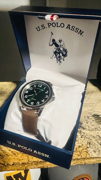 men watch US polo assn