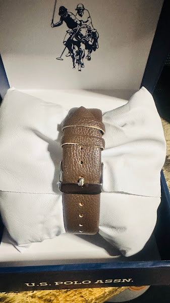 men watch US polo assn