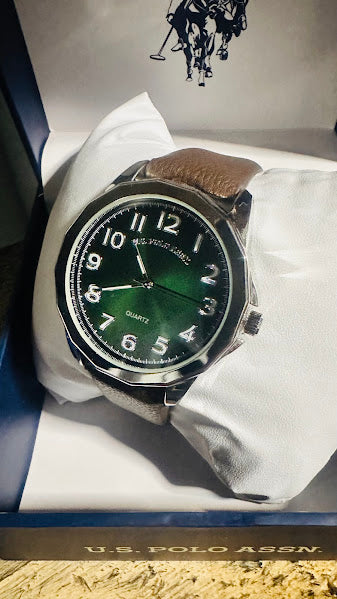 men watch US polo assn